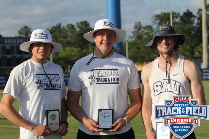 Three Bees earn All-American status on final day of Nationals